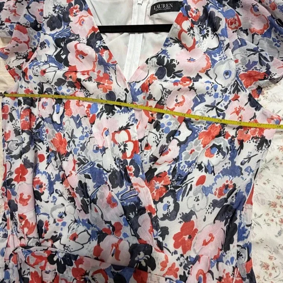 🌷SPRING SALE🌷 Ralph Lauren Floral A Line Flutter Sleeve Dress - Picture 8 of 9
